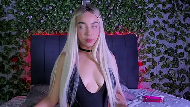 evelin 33 online show from 7, 10, 2025
