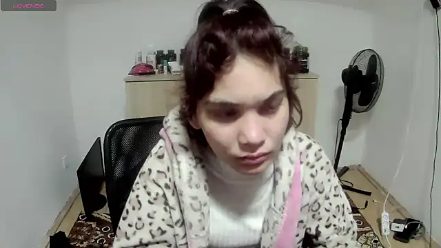 Snapshot of MalloryMyers chatting on 1, 10, 2025 MalloryMyers online show from 1, 10, 2025