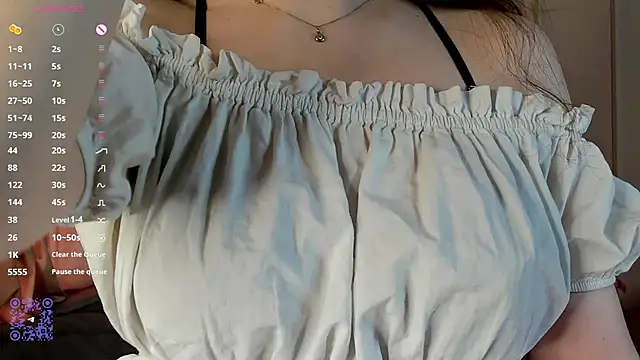 Snapshot of JulianaChapel chatting on 19, 9, 2025 JulianaChapel online show from 19, 9, 2025