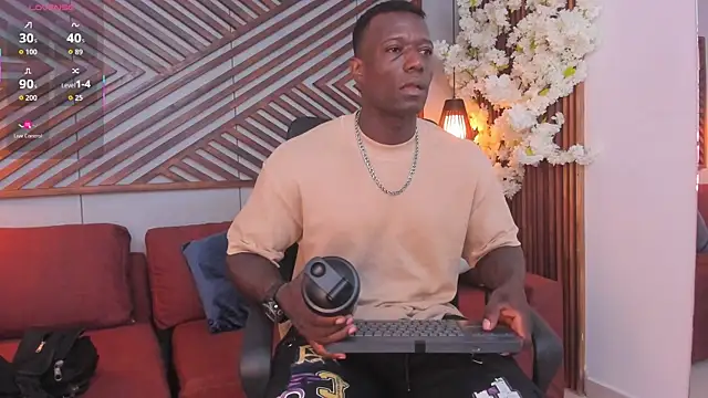 Snapshot of MarcusBlack_ chatting on 2, 11, 2025 MarcusBlack online show from 2, 11, 2025