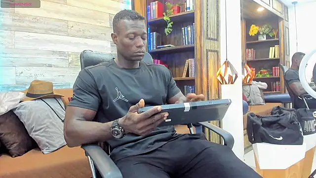 MarcusBlack  online show from 26, 11, 2025