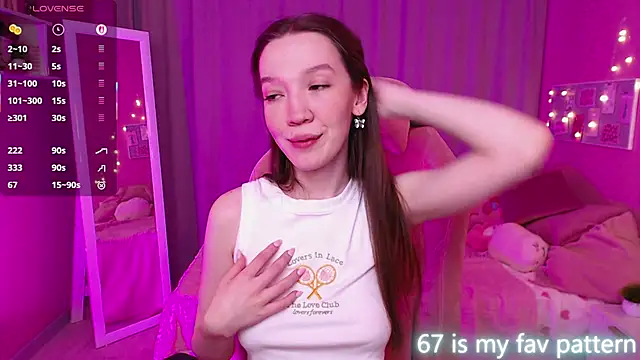 Snapshot of Shriya_Sarann chatting on 18, 2, 2026 Shriya Sarann online show from 18, 2, 2026