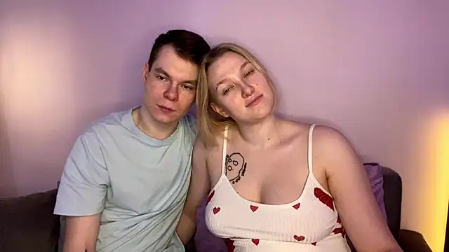 Snapshot of julielourens chatting on 8, 2, 2026 julielourens online show from 8, 2, 2026