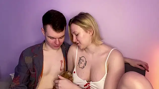 Snapshot of julielourens chatting on 9, 3, 2026 julielourens online show from 9, 3, 2026