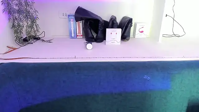 viollettaa  online show from 8, 3, 2026