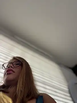 sara calderon online show from 21, 12, 2025