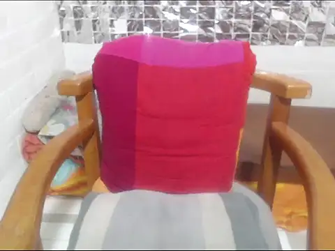 rose-crystal online show from 21, 2, 2026