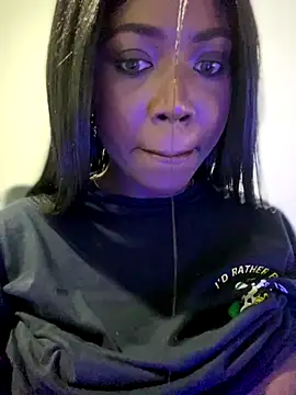 Snapshot of Alexia_24 chatting on 2, 12, 2025 Alexia 24 online show from 2, 12, 2025