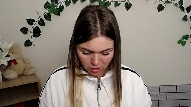 Snapshot of Magic_Katarina_ chatting on 13, 10, 2025 Magic Katarina online show from 13, 10, 2025