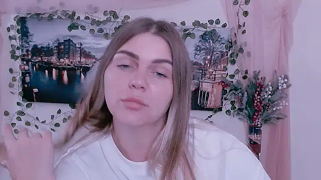 Snapshot of Magic_Katarina_ chatting on 12, 11, 2025 Magic Katarina online show from 12, 11, 2025