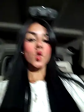 Snapshot of Juliana_Xander chatting on 9, 11, 2025 Juliana Xander online show from 9, 11, 2025