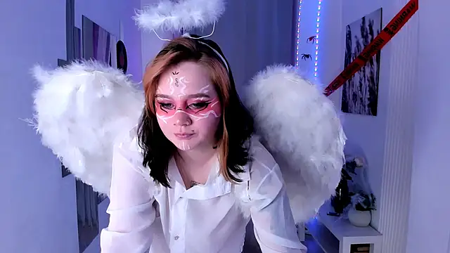 lunaalli online show from 27, 10, 2025