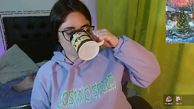 Snapshot of KrystalAdams chatting on 20, 11, 2025 KrystalAdams online show from 20, 11, 2025