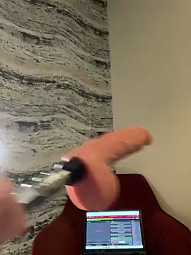 sensual scottish isla online show from 22, 9, 2025