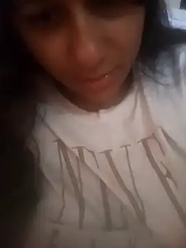 Snapshot of srtsara chatting on 16, 11, 2025 srtsara online show from 16, 11, 2025