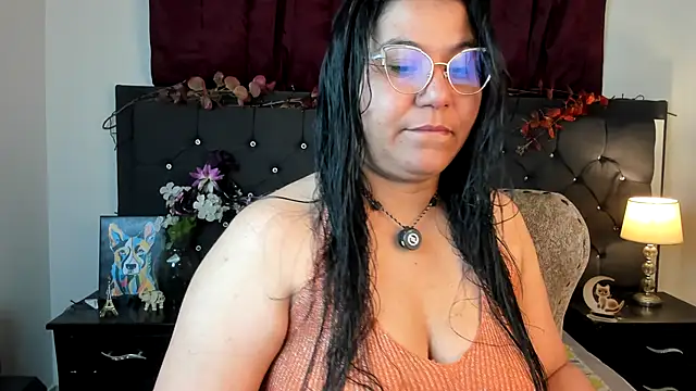 Snapshot of sofia_sorceress5 chatting on 21, 10, 2025 sofia sorceress5 online show from 21, 10, 2025