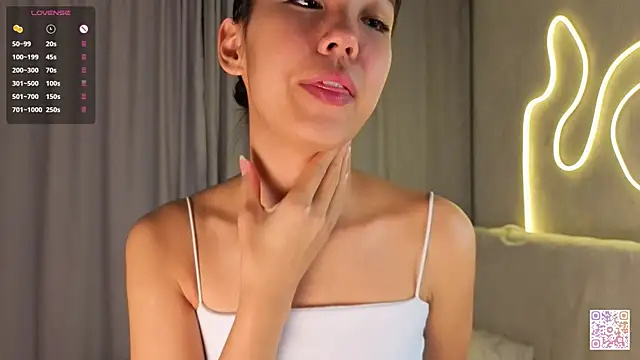 AlodiaAxley online show from 25, 10, 2025