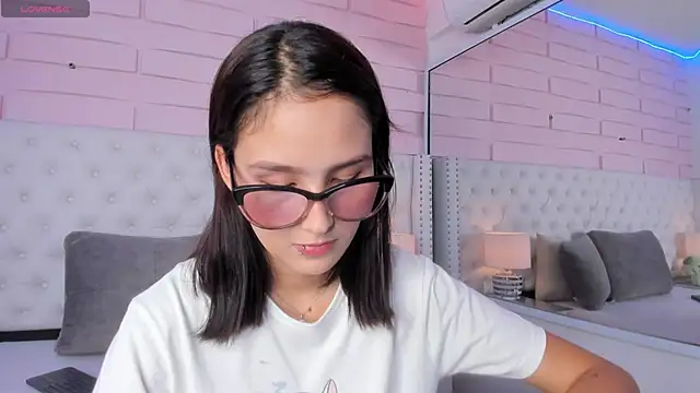 Snapshot of abby-joule chatting on 12, 11, 2025 abby-joule online show from 12, 11, 2025