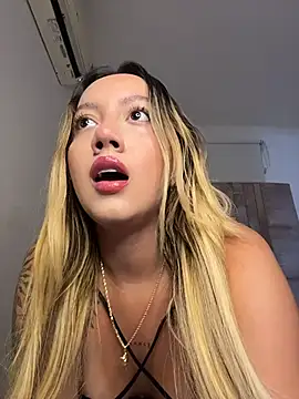 Becca Johnson u online show from 26, 11, 2025