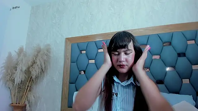 Snapshot of juliette_pretty_ chatting on 3, 10, 2025 juliette pretty online show from 3, 10, 2025