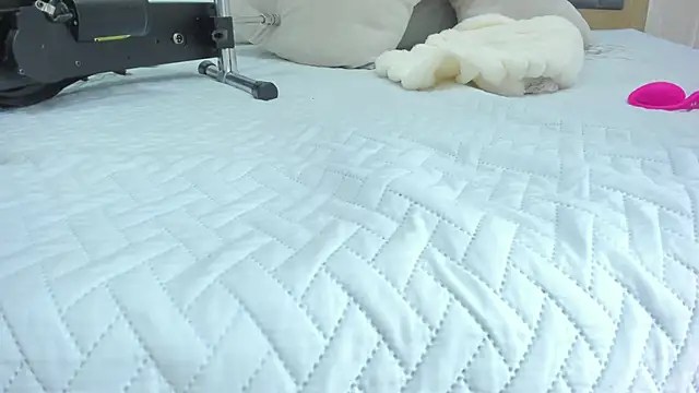 Snapshot of juliette_pretty_ chatting on 22, 11, 2025 juliette pretty online show from 22, 11, 2025