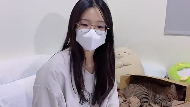 LHeart online show from 18, 10, 2025