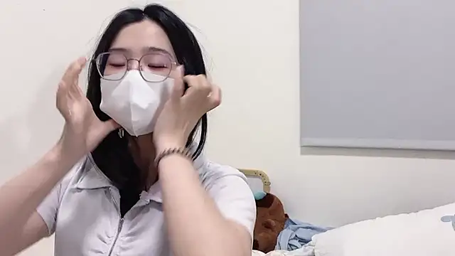 LHeart online show from 15, 12, 2025