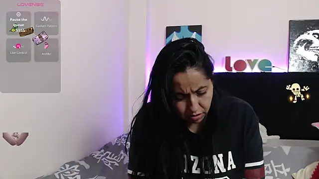 Snapshot of holydeath_1 chatting on 21, 11, 2025 holydeath 1 online show from 21, 11, 2025