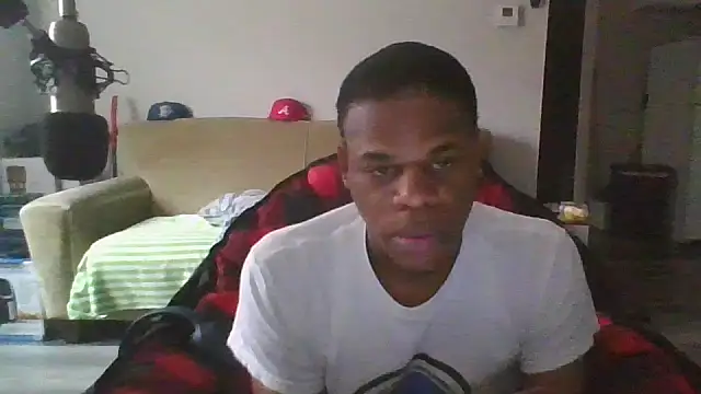 Snapshot of MrGreenbeanbean88 chatting on 6, 10, 2025 MrGreenbeanbean88 online show from 6, 10, 2025