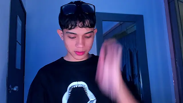 Sebax Young online show from 17, 2, 2026