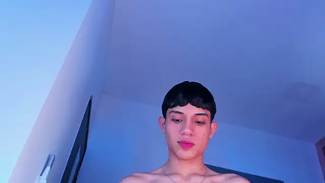 Sebax Young online show from 21, 2, 2026