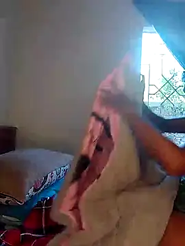 SeffieLucy online show from 7, 2, 2026