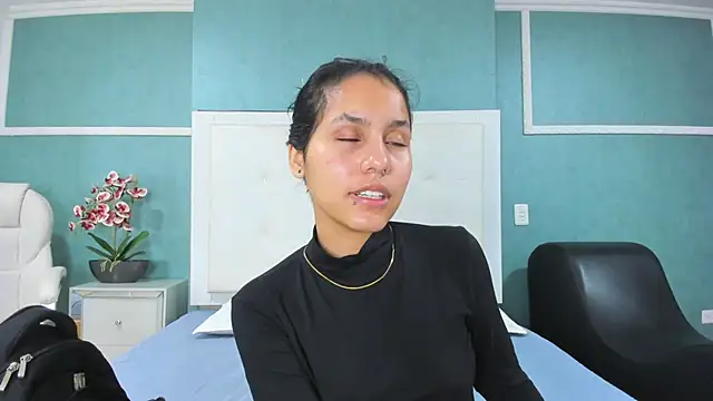 ania gomez online show from 3, 12, 2025