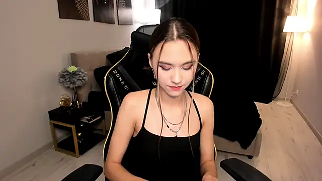 EllaCurtis online show from 14, 3, 2026