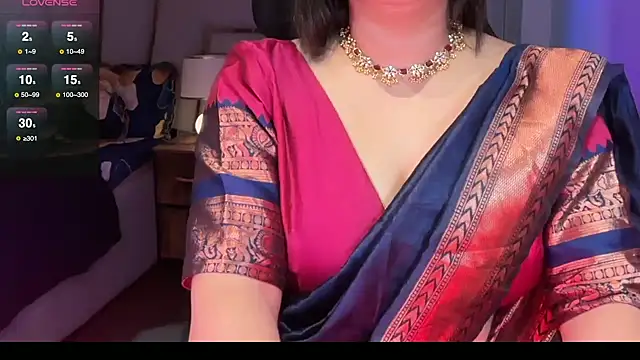 SunhariGirl online show from 24, 9, 2025