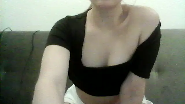 MissKaitrin online show from 27, 11, 2025