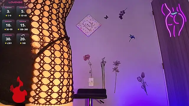 Barbydominant fetish online show from 13, 1, 2026