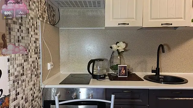 Snapshot of jelly_cherry chatting on 13, 10, 2025 jelly cherry online show from 13, 10, 2025