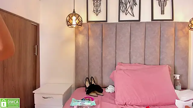 Gia Scott online show from 18, 3, 2026