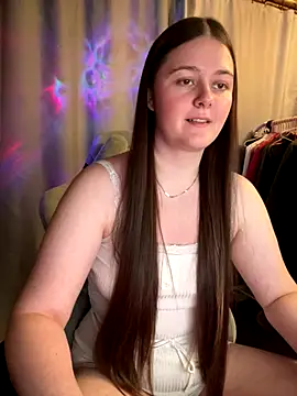 Snapshot of Cuty_Kitty chatting on 14, 12, 2025 Cuty Kitty online show from 14, 12, 2025