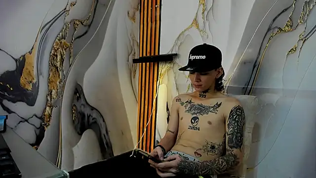 Snapshot of StraightBoy_Nick chatting on 26, 2, 2026 StraightBoy Nick online show from 26, 2, 2026