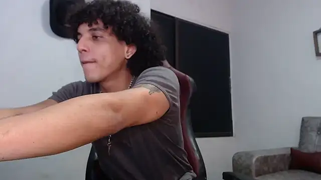 Xfire boy69 online show from 16, 10, 2025