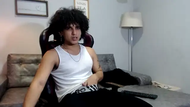 Xfire boy69 online show from 20, 11, 2025