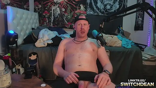 Snapshot of twunkdean chatting on 9, 11, 2025 twunkdean online show from 9, 11, 2025