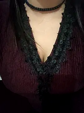 Snapshot of shilpa_r chatting on 23, 10, 2025 shilpa r online show from 23, 10, 2025