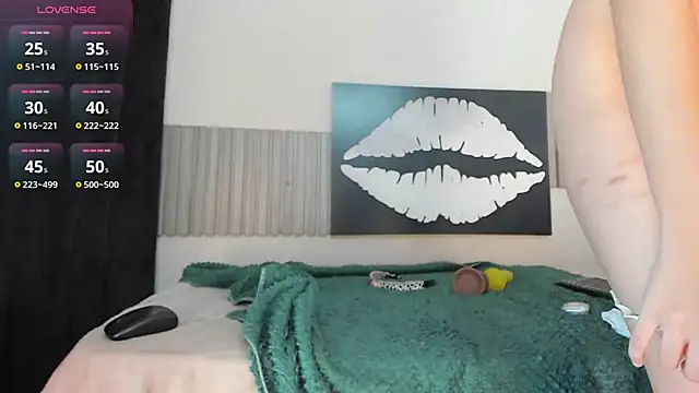 Blue Sixx online show from 30, 10, 2025