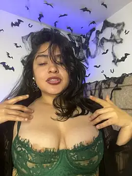 Snapshot of EmilyNoir1 chatting on 2, 11, 2025 EmilyNoir1 online show from 2, 11, 2025