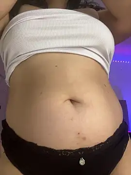 Snapshot of EmilyNoir1 chatting on 4, 3, 2026 EmilyNoir1 online show from 4, 3, 2026