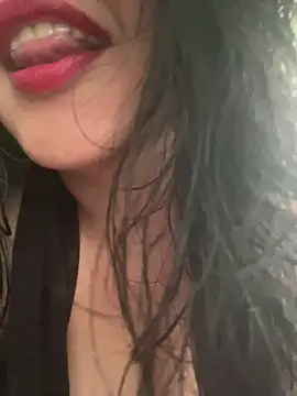 Snapshot of EmilyNoir1 chatting on 5, 3, 2026 EmilyNoir1 online show from 5, 3, 2026