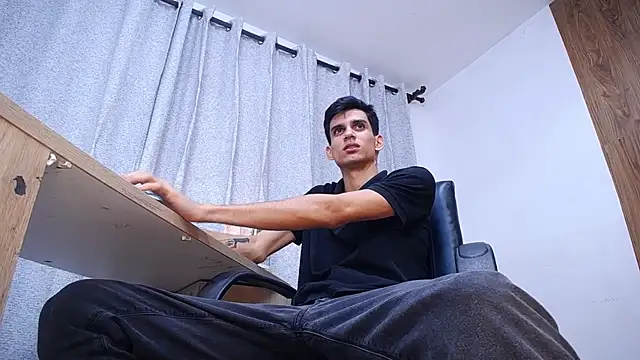 Sebalexis7 online show from 19, 11, 2025